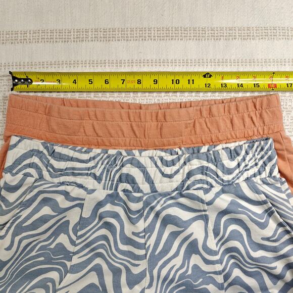 Tinseltown 2 Piece Lounge Shorts Set Comfy & Stylish Size L - Picture 3 of 5